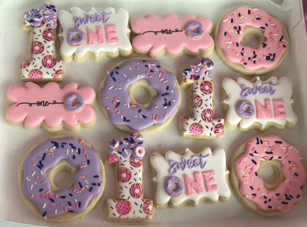 Sweet One Set - 1 Dozen – MSO Cookies + Cakes